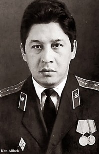 ken-alibek-army-1982